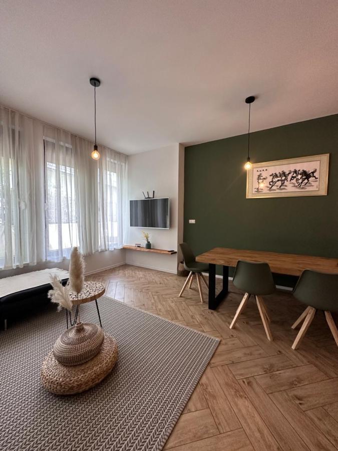 Apartma Winter Garden